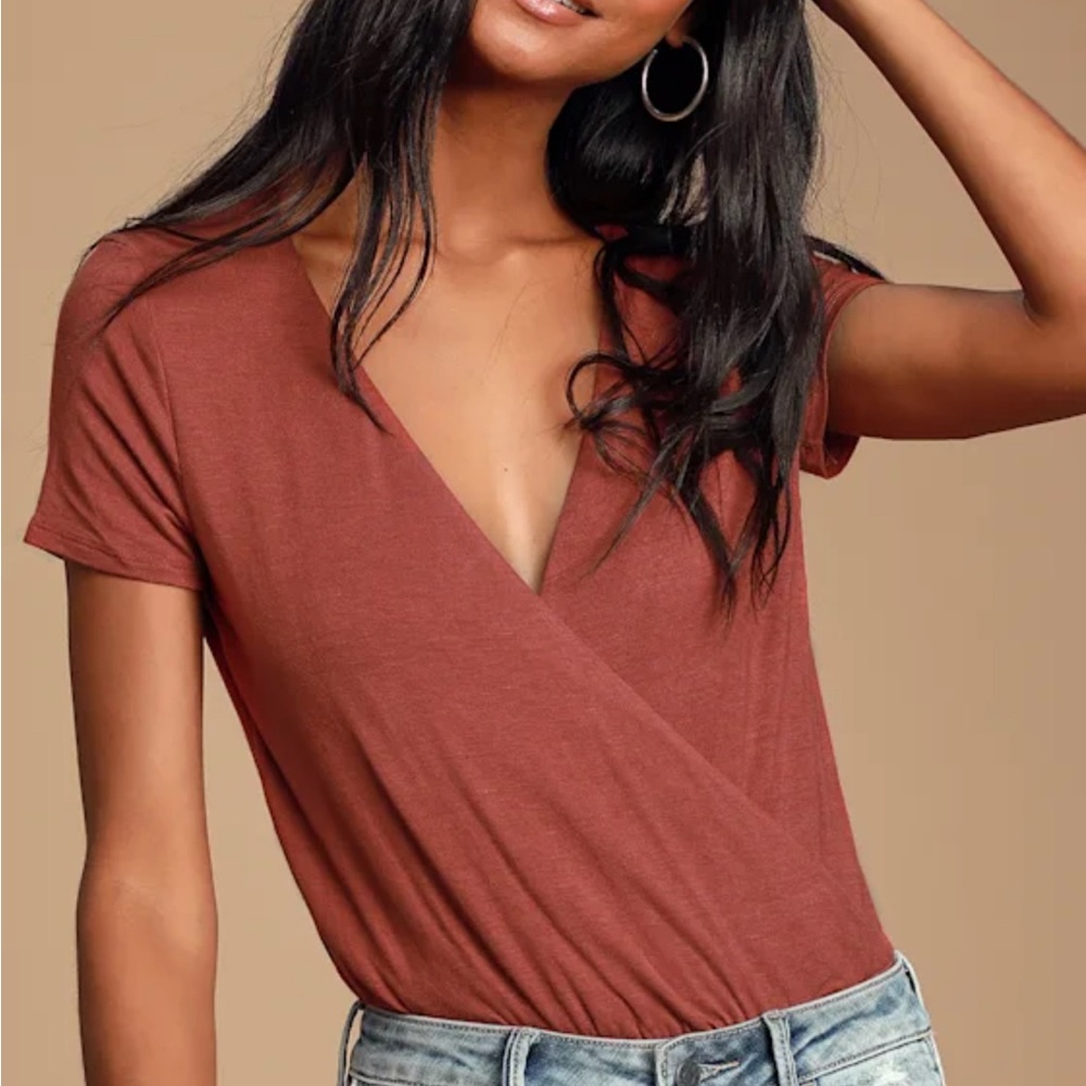 Lulu’s Rust V-Neck Wrap bodysuit L